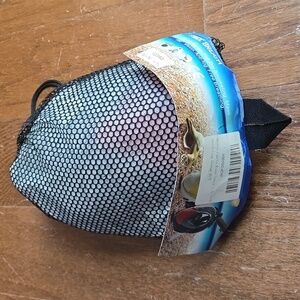 NWT Free Breath Full face Snorkel Mask - L/XL 180 degree Anti Fog  blacl/ Red